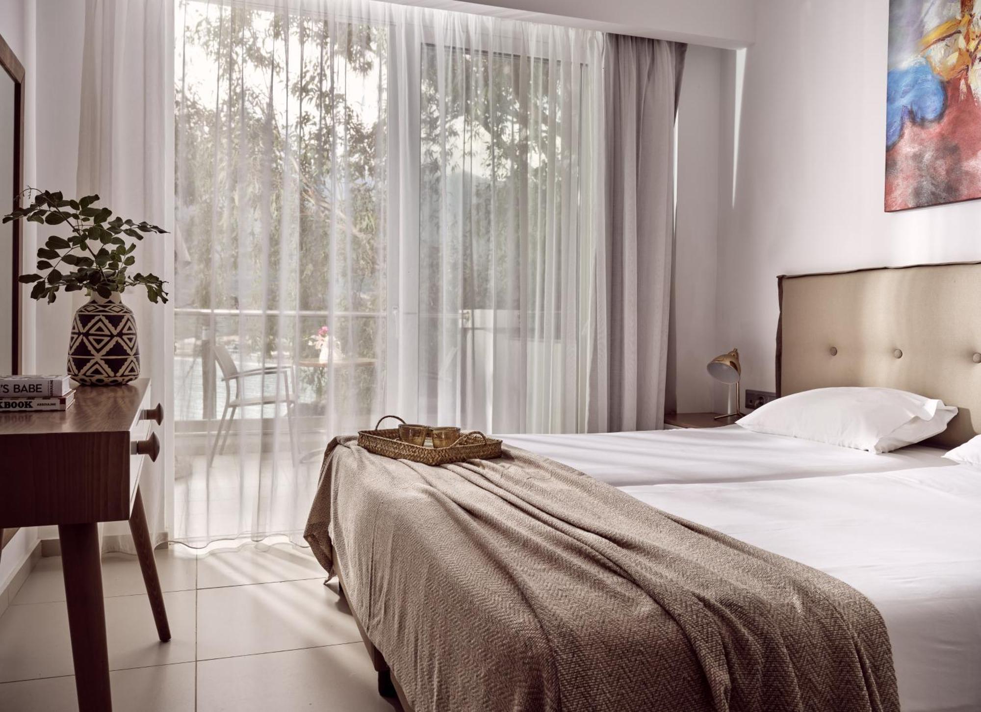 Troulis Apart-Hotel Bali  Ngoại thất bức ảnh